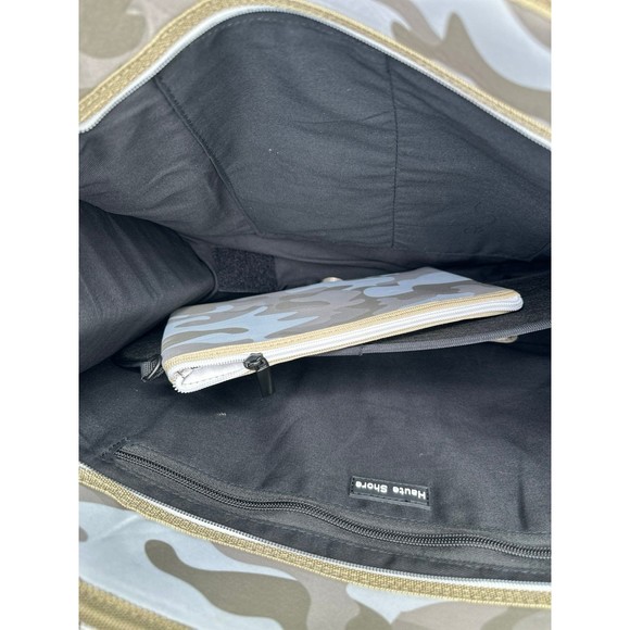 Haute Shore Isla neoprene tote with smaller bag NWT 97$ - Picture 4 of 11